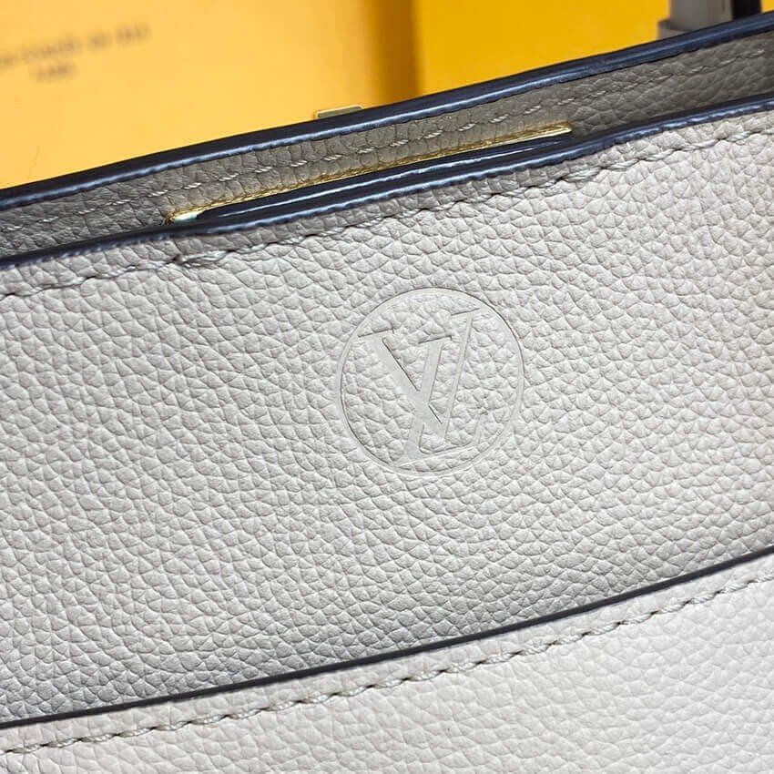 Louis Vuitton On My Side PM M57729 Greige