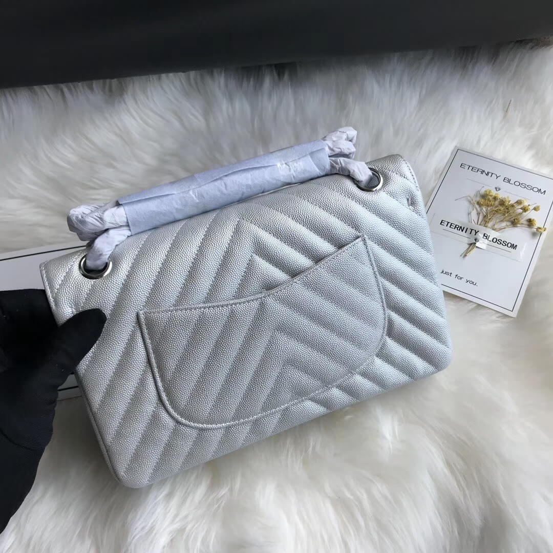 Chanel Chevron Caviar Calfskin Classic Flap Bag A01112