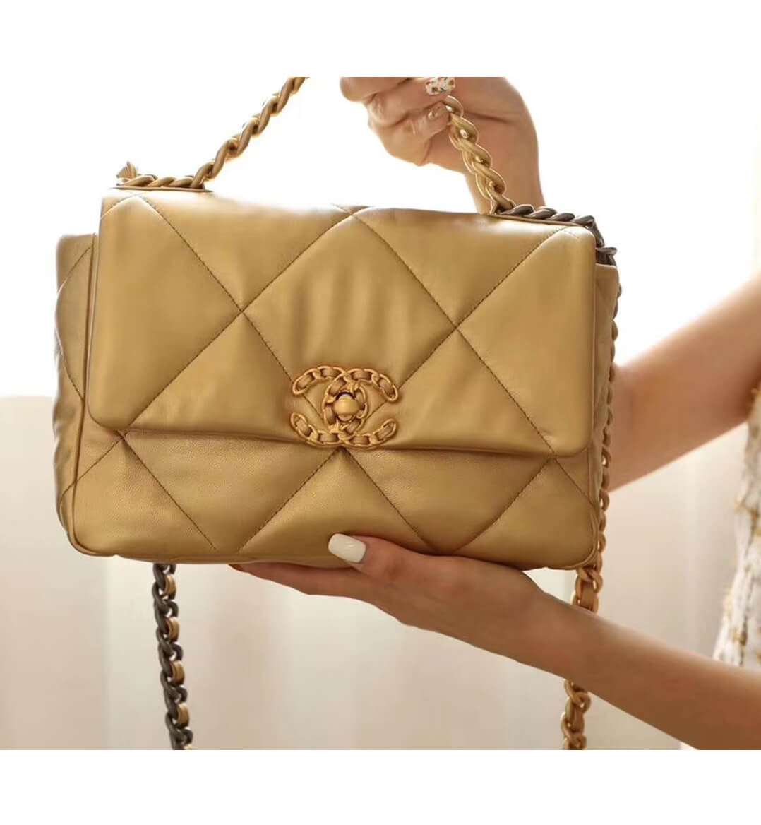 Chanel 19 Flap Bag AS1160 Gold