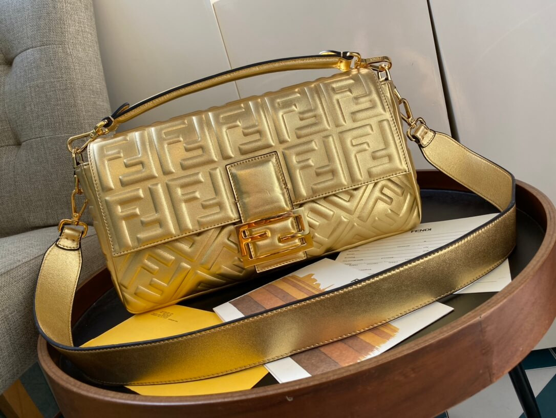 Fendi Baguette Golden Leather Bag 8BR60
