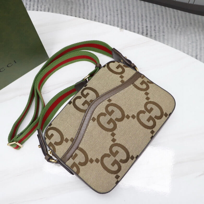 Gucci Messenger Bag With Jumbo GG 675891