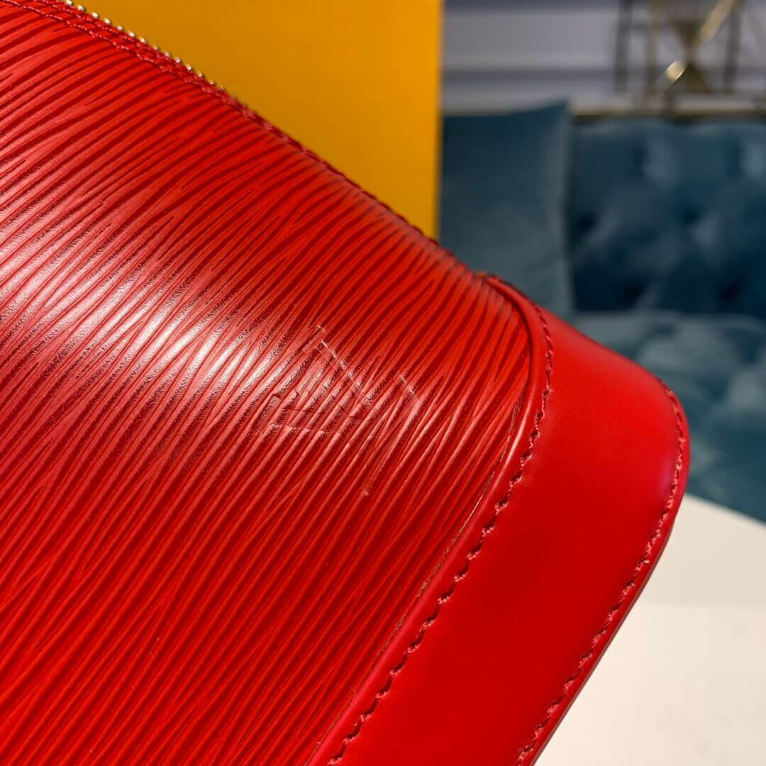 Louis Vuitton Epi Leather Alma BB M41160