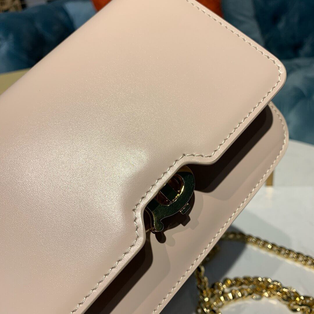 Burberry Belted Leather TB Bag 80122021