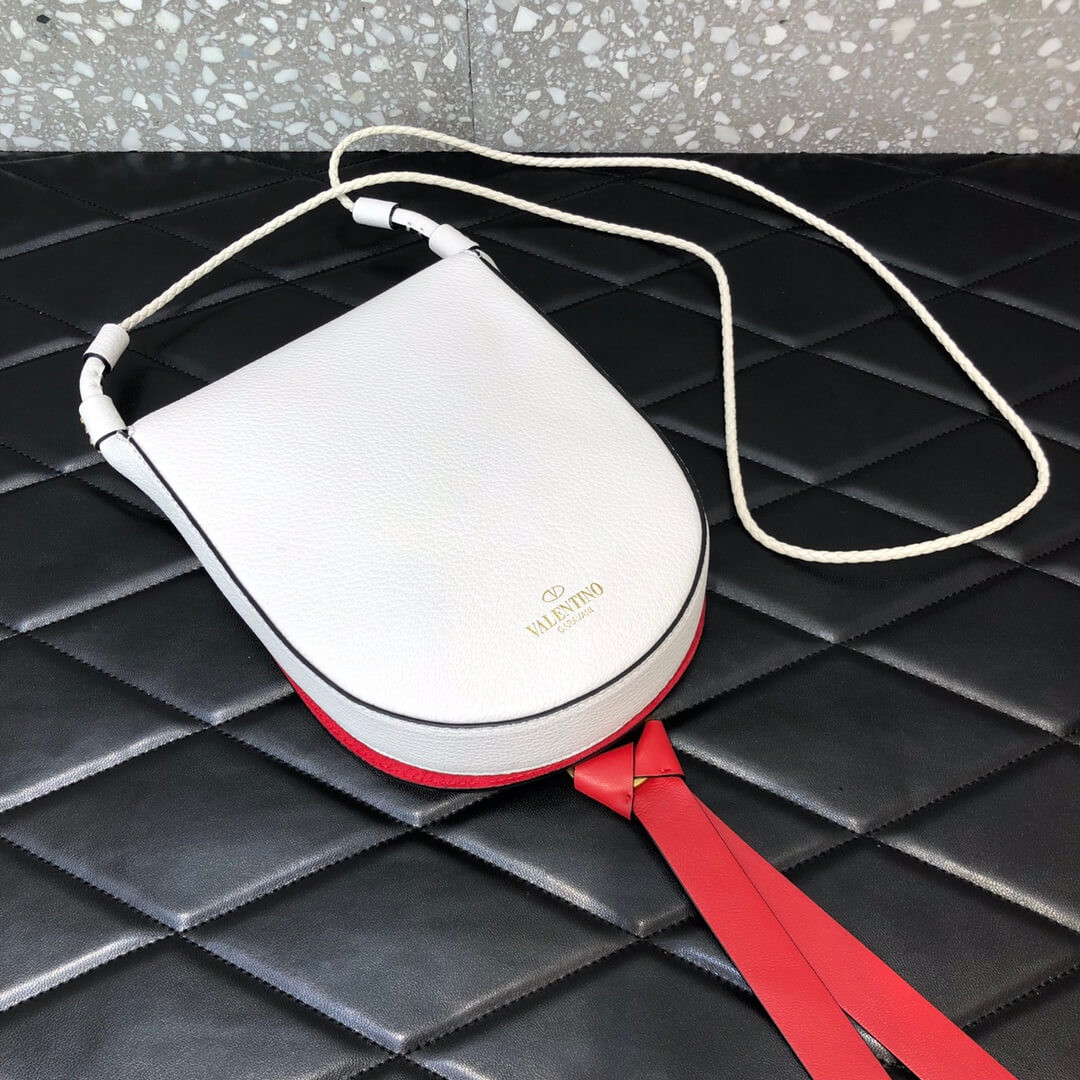 Valentino Garavani Medium Vring Crossbody Bag 0510