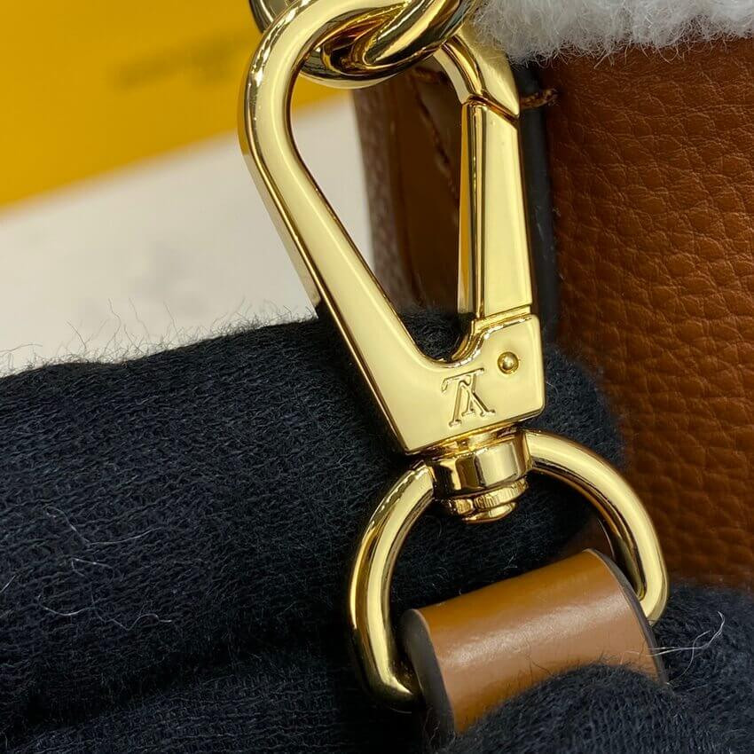 Louis Vuitton On My Side PM M58918 Caramel