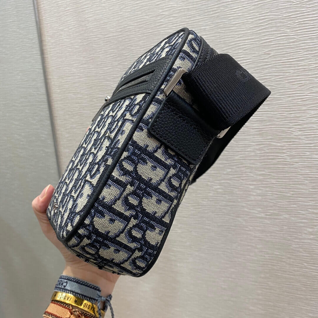 Dior Messenger Pouch