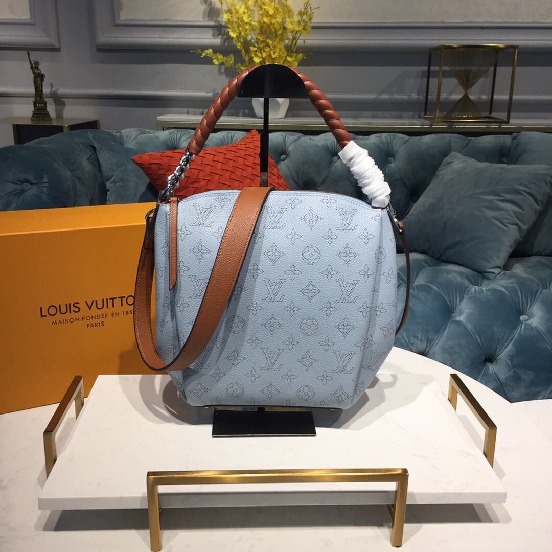 Louis Vuitton Babylone Chain BB M53153