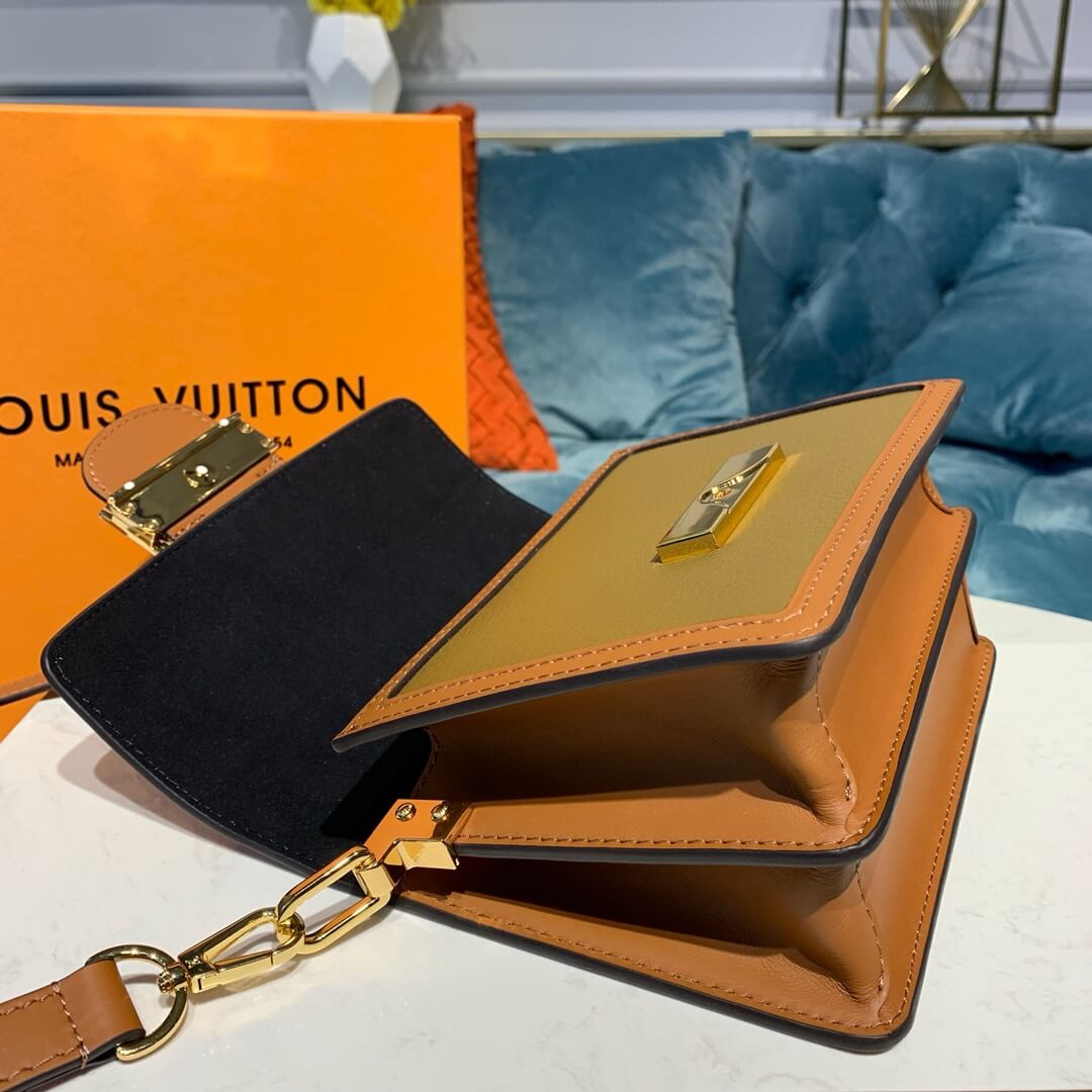 Louis Vuitton Mini Dauphine M55504
