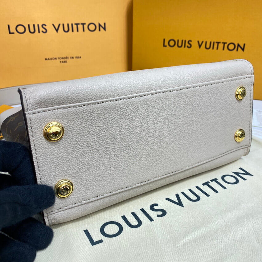 Louis Vuitton On My Side PM M57729 Greige