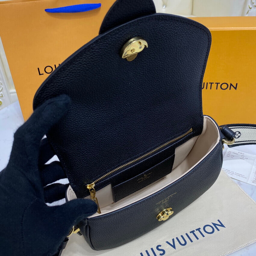 Louis Vuitton LV Pont 9 Soft PM M58727