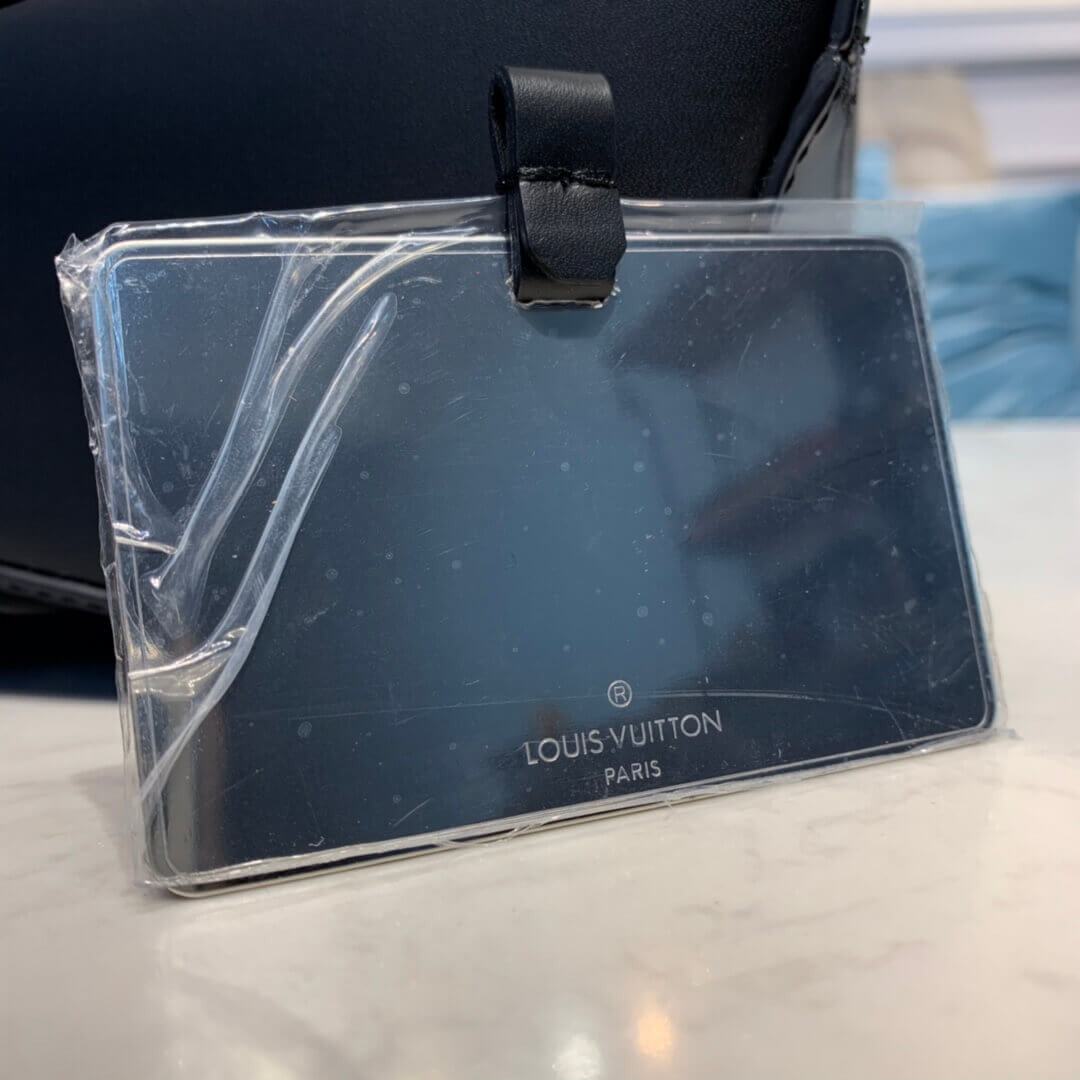 Louis Vuitton Twist MM M44837