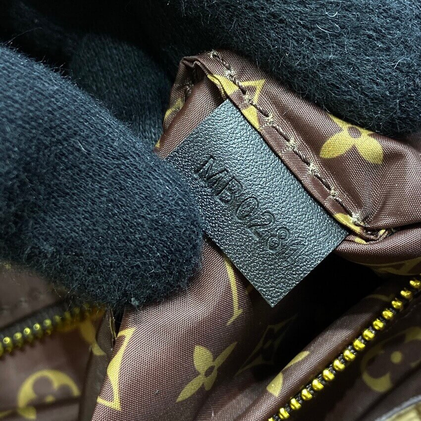 Louis Vuitton Econyl Onthego GM M59007 Beige