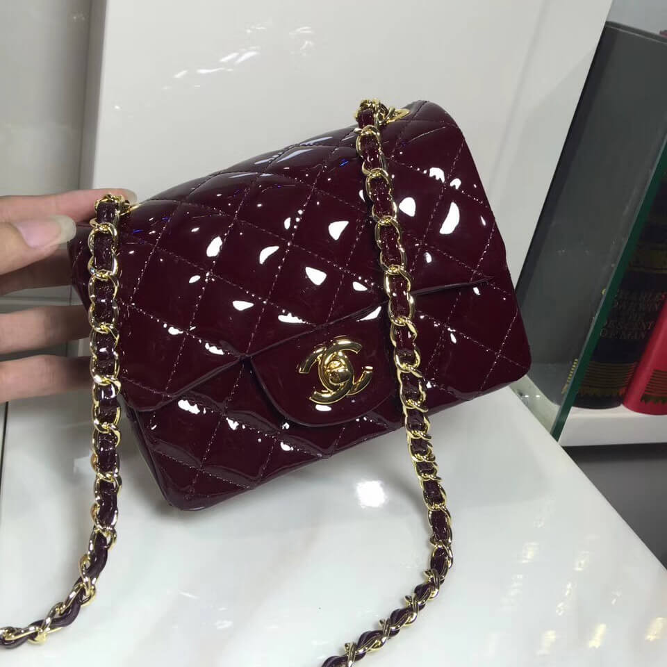 Chanel Pantent Leather 17cm Classic Flap Bag 1115