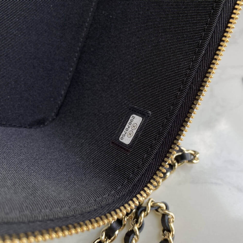 Chanel Mini Vanity Case With Chain AP1472