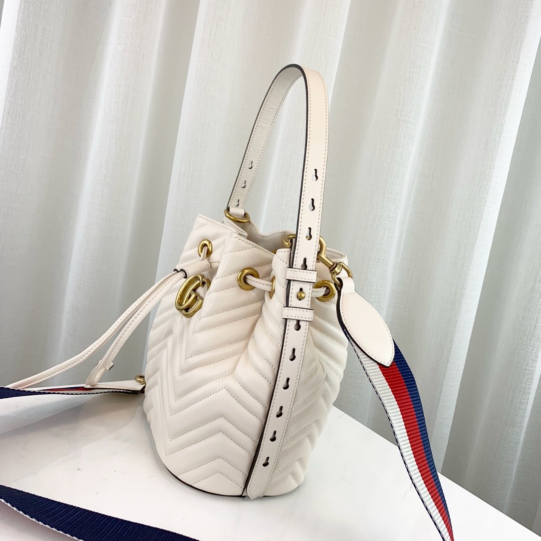 Gucci GG Marmont Quilted Leather Bucket Bag 476674