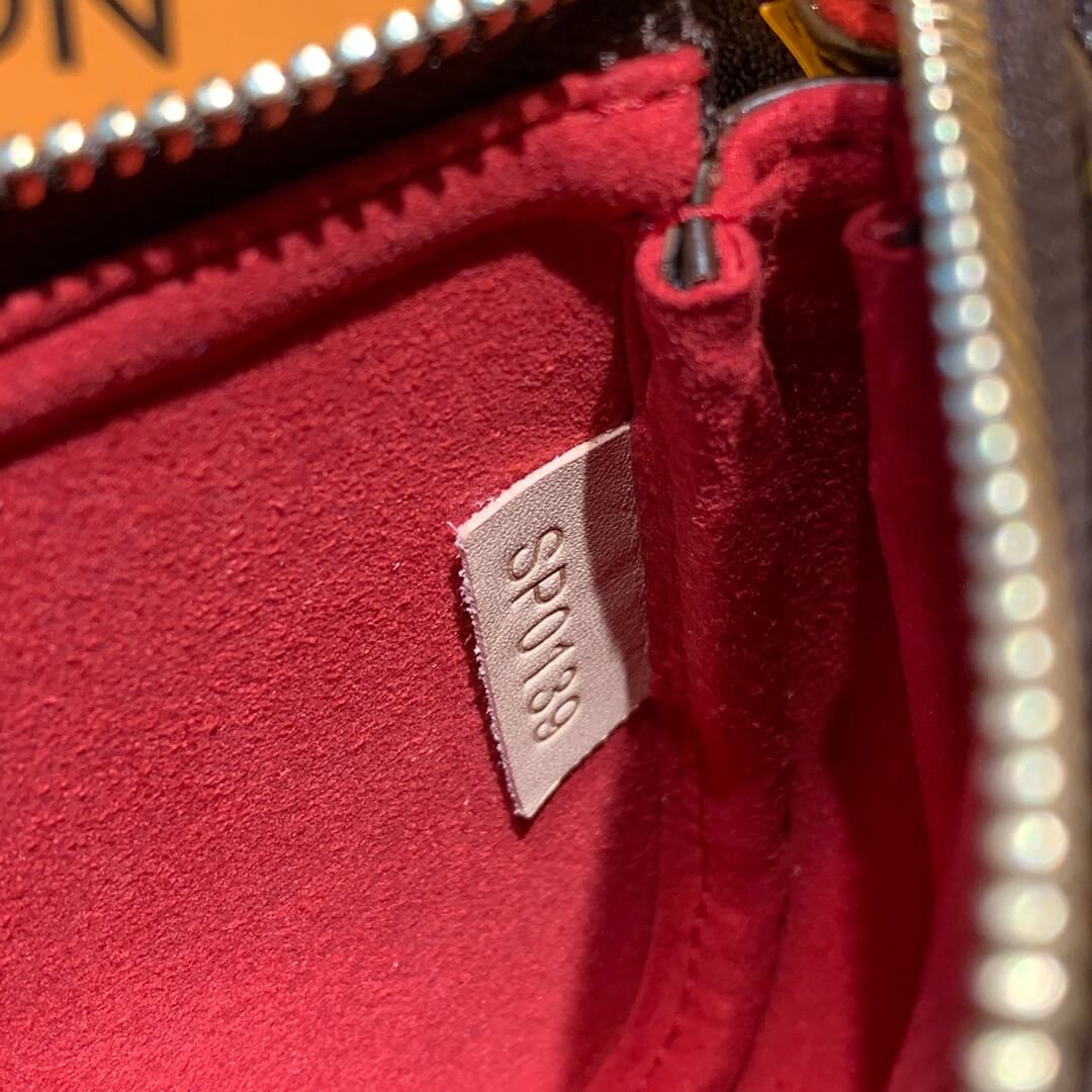 Louis Vuitton Courchevel Mini Pochette Accessoires M68490