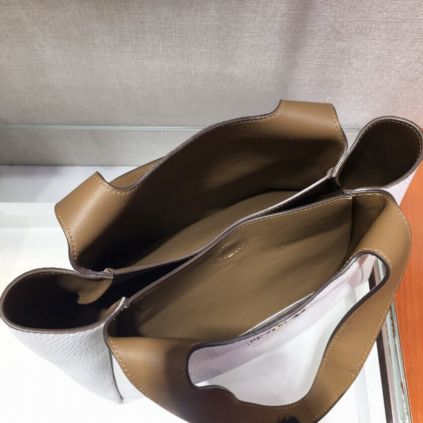 Prada Dynamique Leather Handbag 1BG335