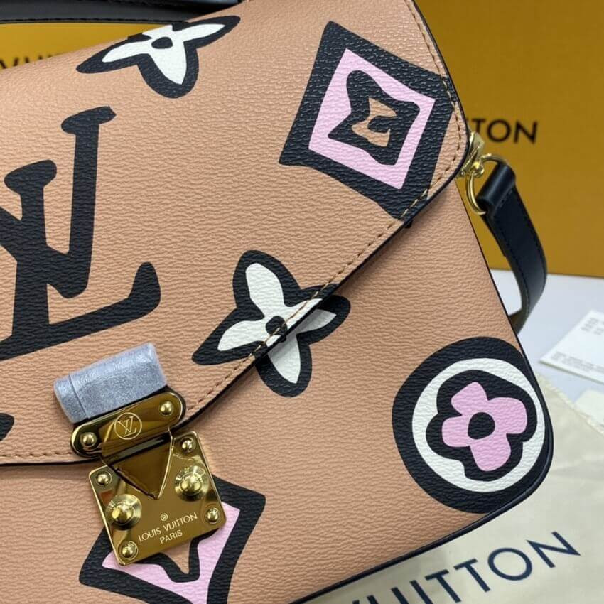 Louis Vuitton Pochette Metis M45823