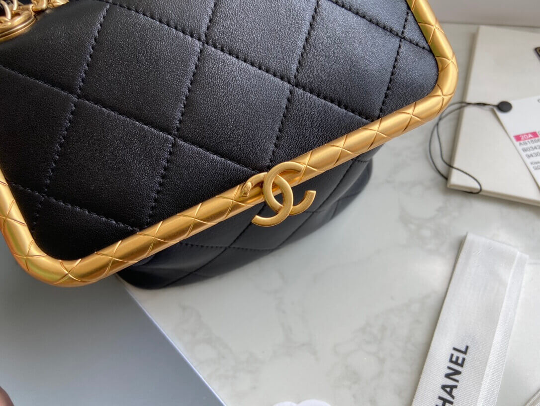 Chanel Lambskin Kiss-Lock Clasp Bag AS1886