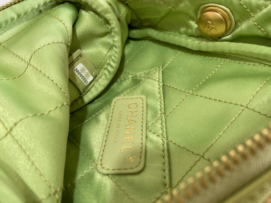 Chanel Small Diamond Bag AS2201 in Lambskin