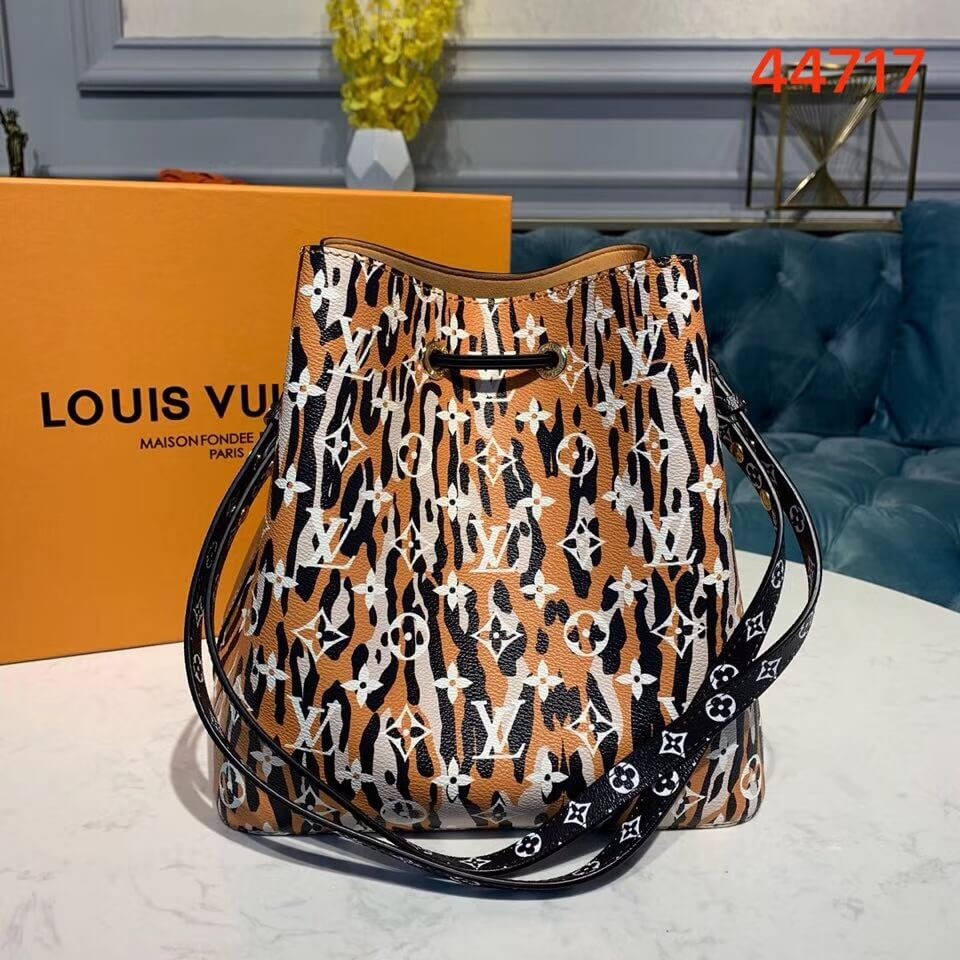 Louis Vuitton  Monogram Coated Canvas NeoNoe M44717 M44679