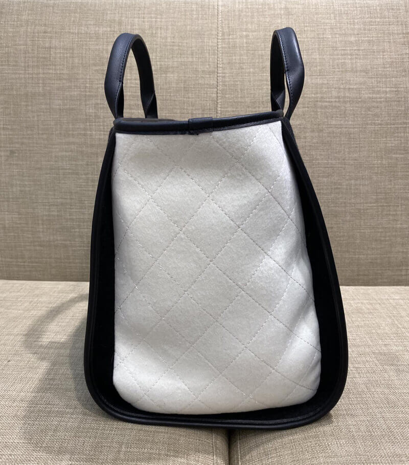 Chanel Wool Felt Deauville Shopping Bag A60598 Black/White