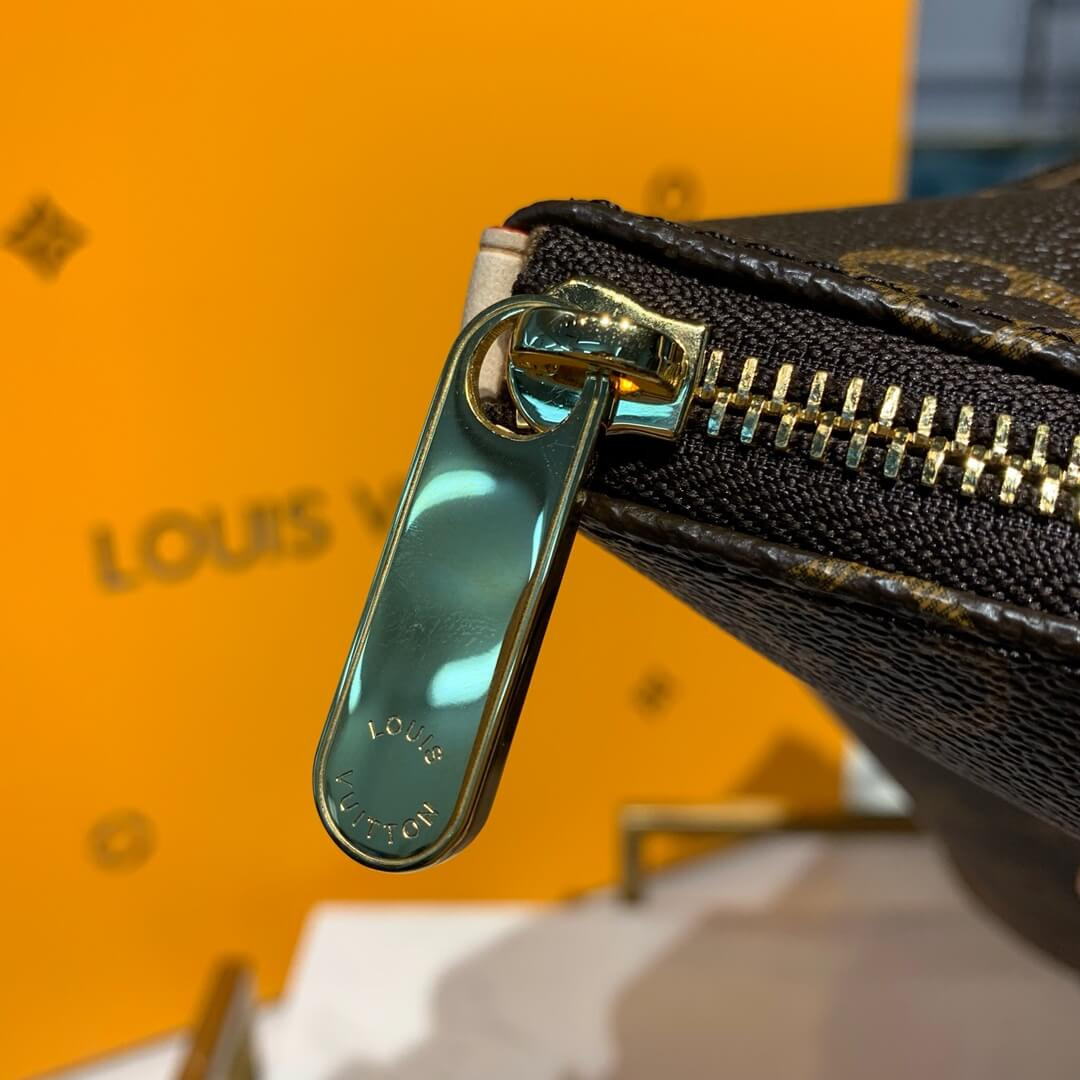 Louis Vuitton Monogram Canvas Totally MM M56689