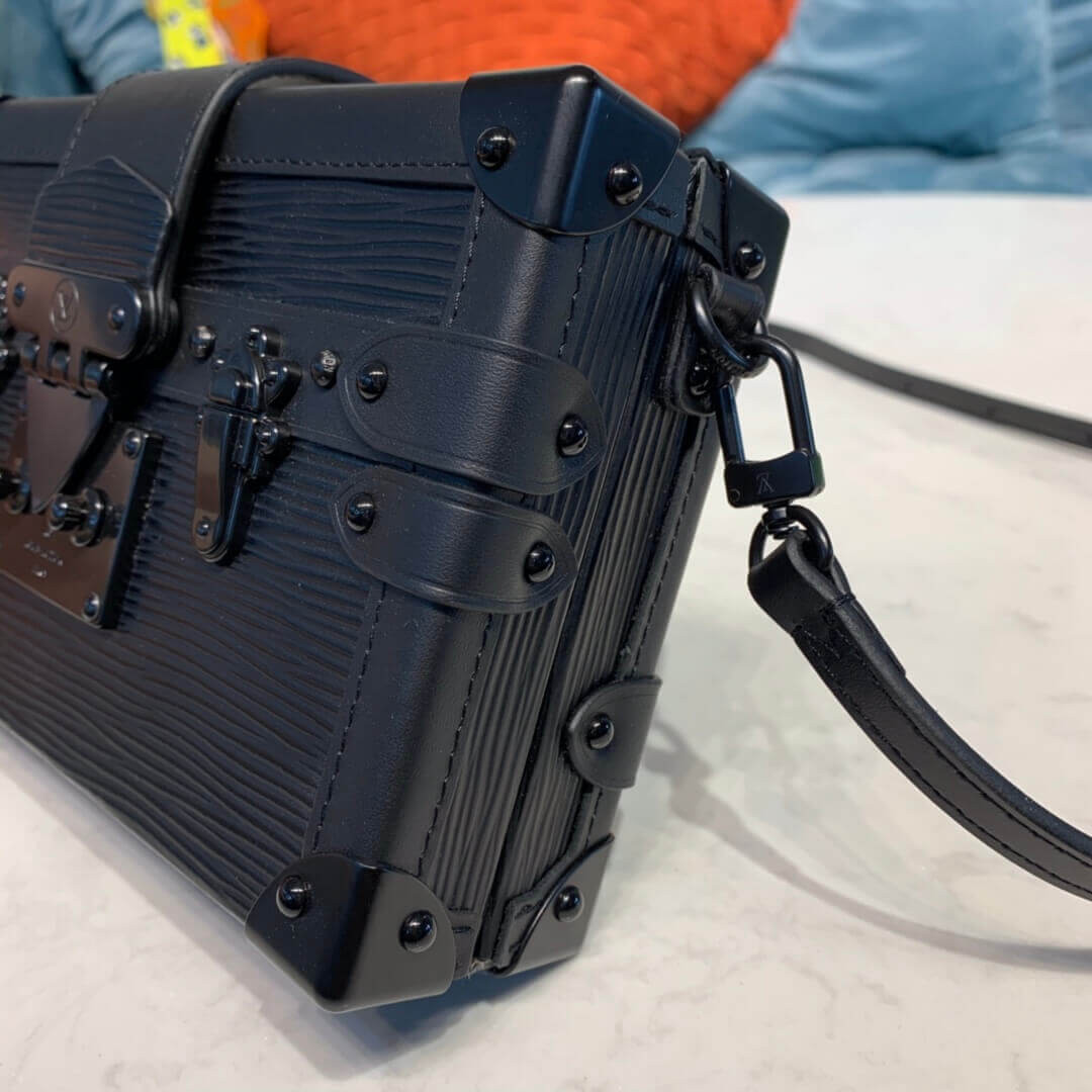 Louis Vuitton Petite Malle M55859