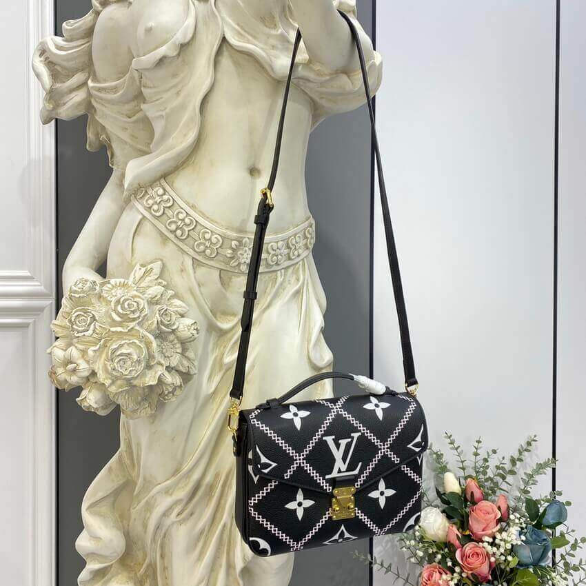 Louis Vuitton Pochette Metis M46018 M46028