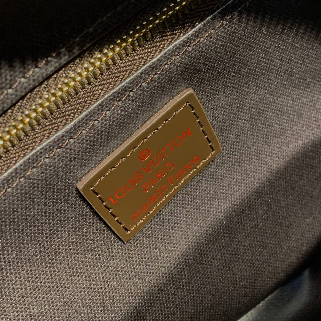 Louis Vuitton Damier Ebene Canvas Toiletry Bag 25 N47624