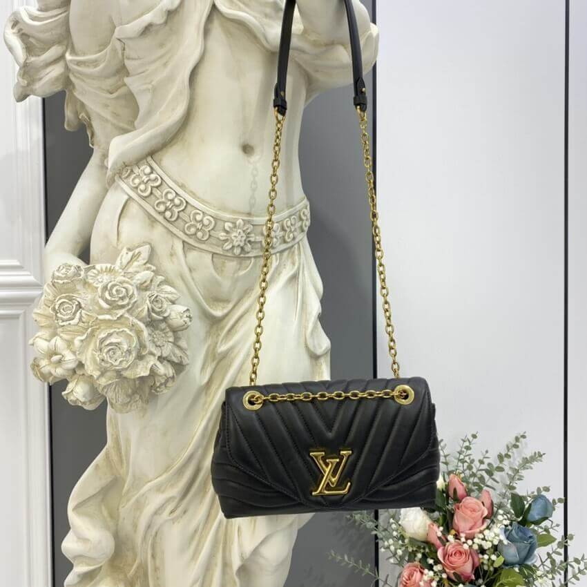 Louis Vuitton New Wave Chain Bag M58552 Black