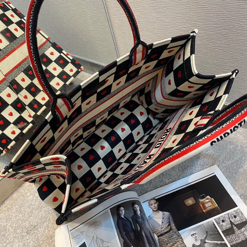 Christian Dior Dioramour Book Tote D-Chess Heart Embroidery M1286