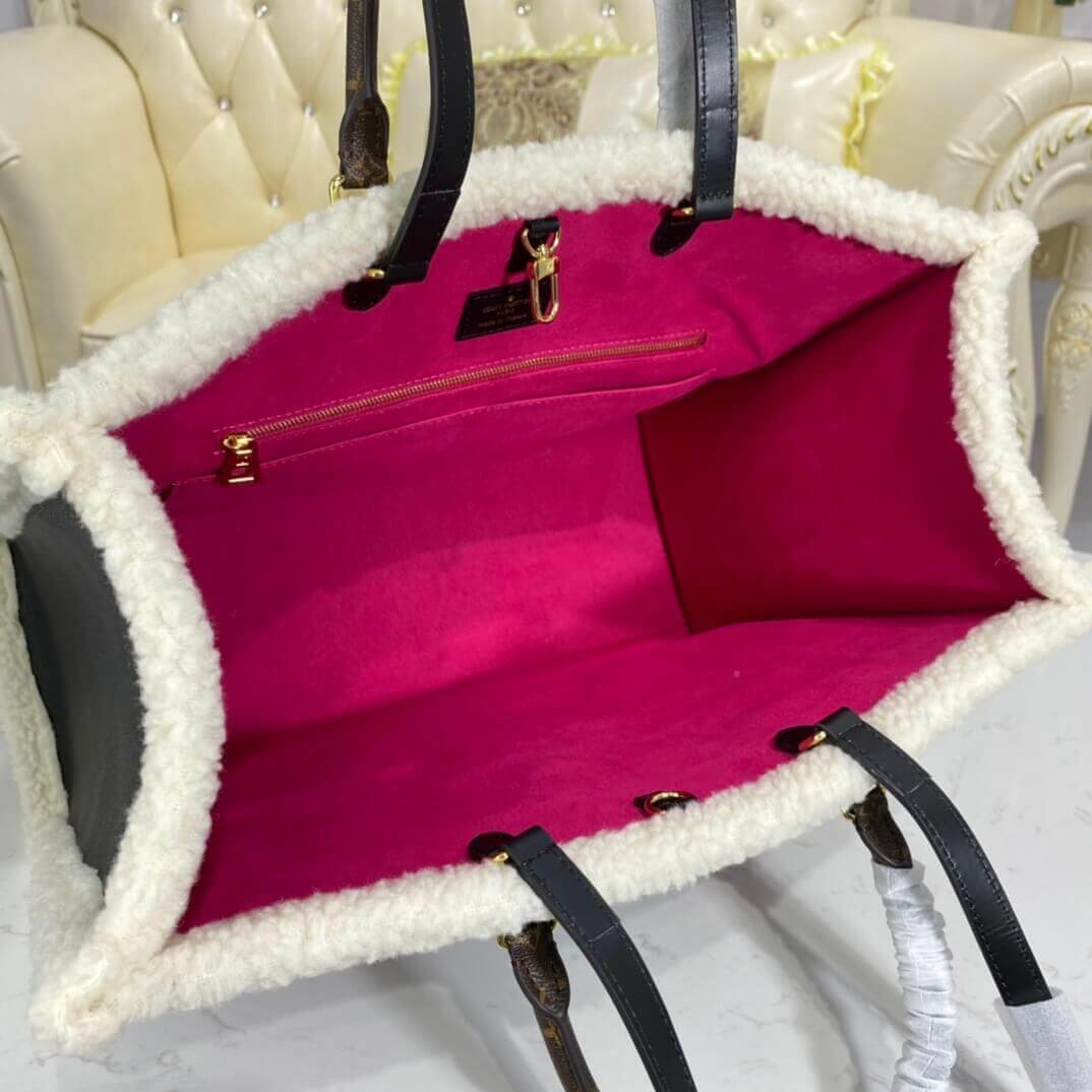 Louis Vuitton Onthego GM M56958 In Leather and Shearling