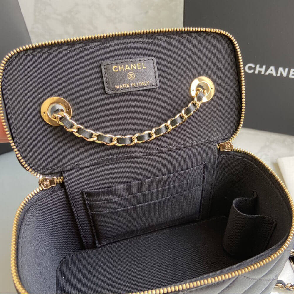 Chanel Mini Vanity Case With Chain AP1472