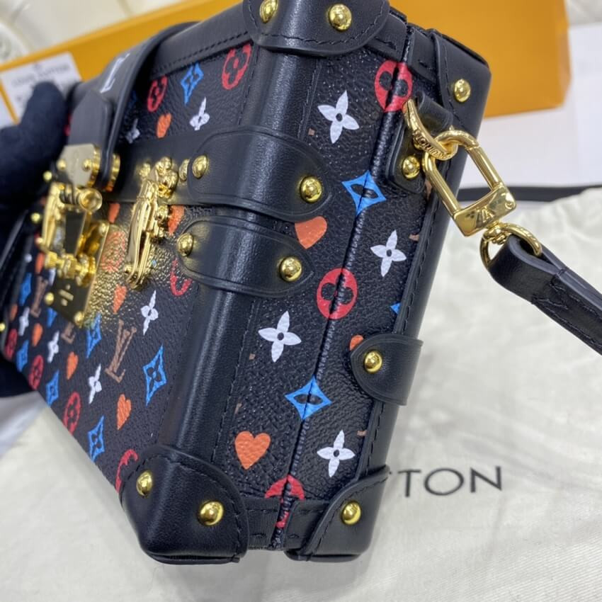 Louis Vuitton Game On Petite Malle M57454