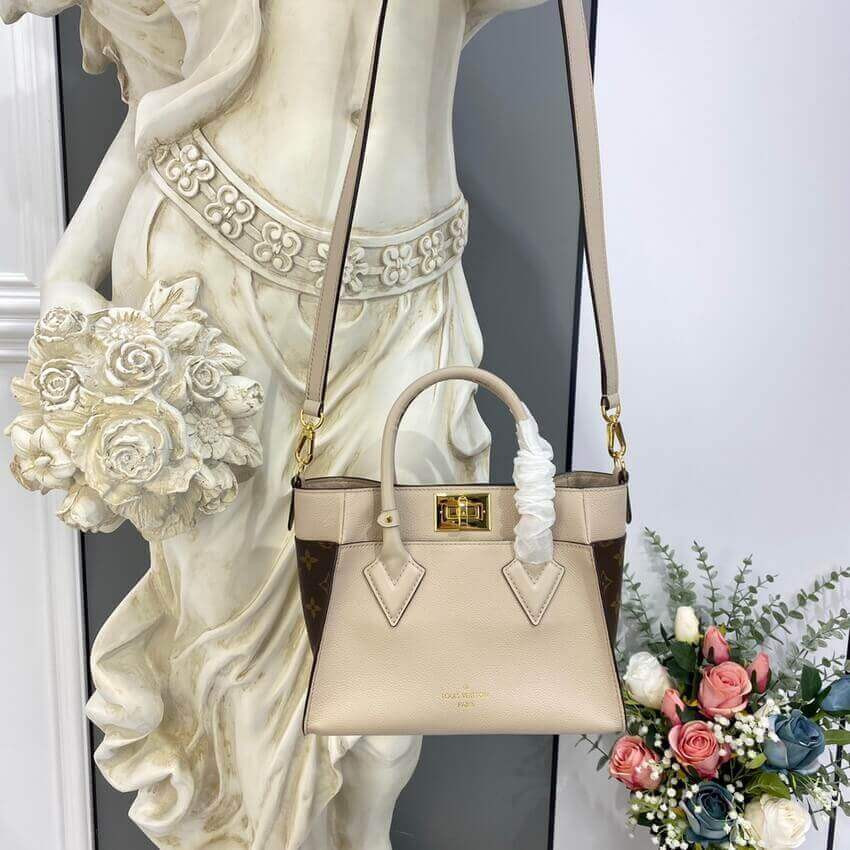 Louis Vuitton On My Side PM M57729 Greige