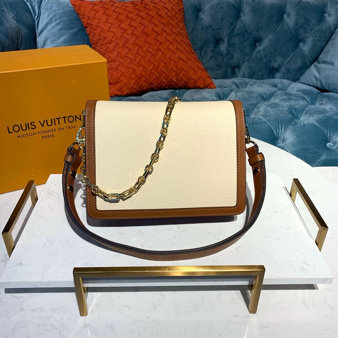 Louis Vuitton Dauphine MM M53830