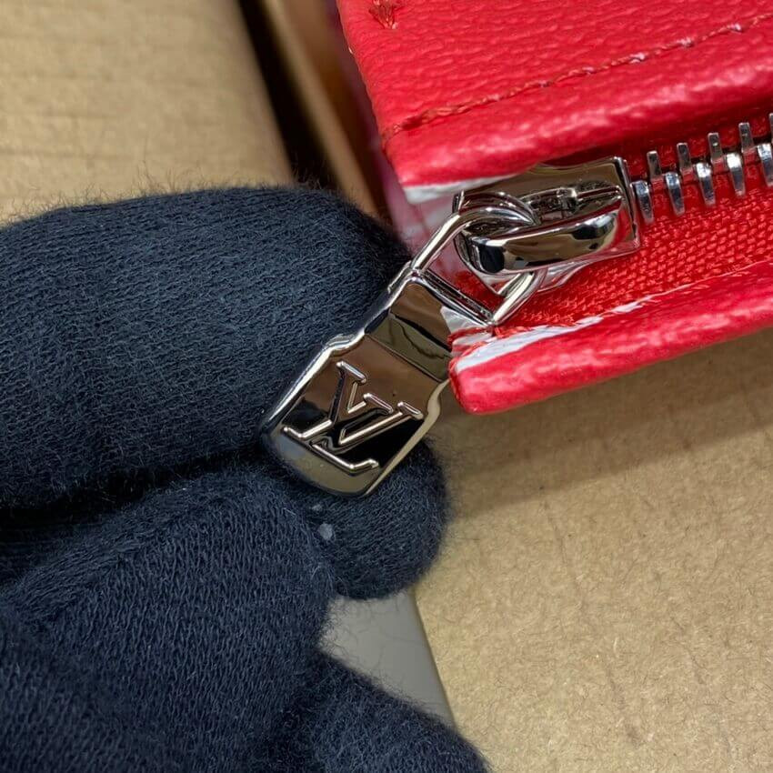 Louis Vuitton LV Escale Toiletry Pouch 26 M69138 Red