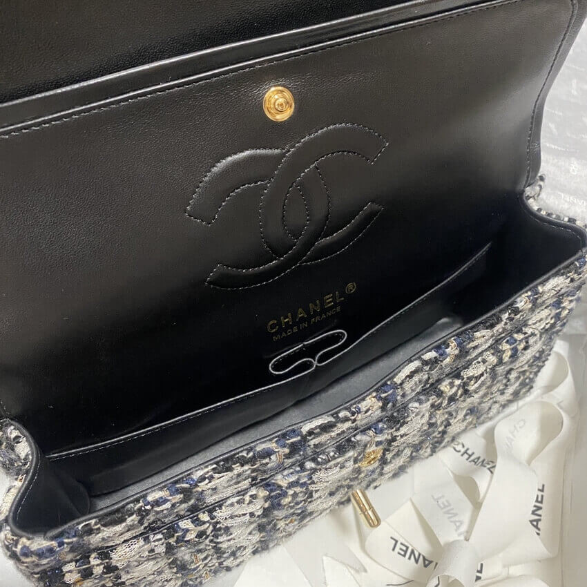 Chanel  Classic Flap Bag in Black/Beige Glittered Tweed 1112