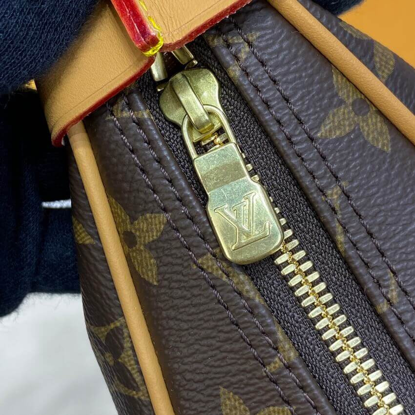 Louis Vuitton Monogram Boulogne 35 Shoulder Bag M51260