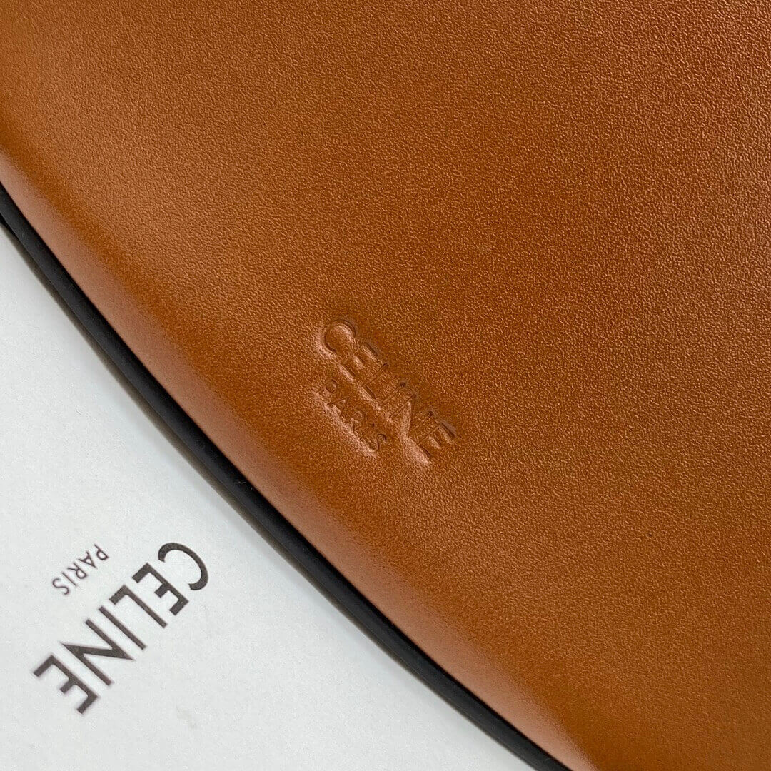 Celine Bucket Maillon Triomphe In Natural Calfskin 193043