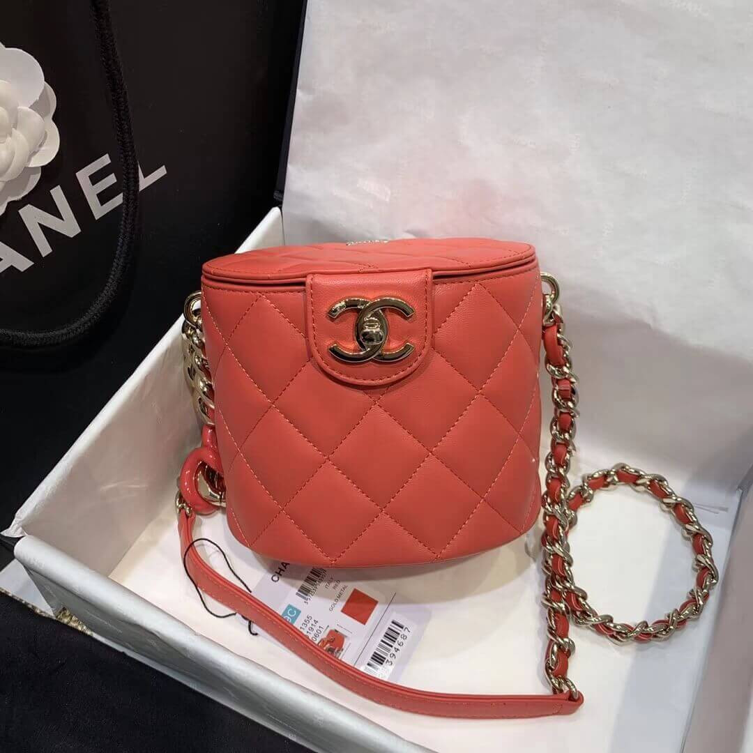 Chanel Round Vanity Case AS1355