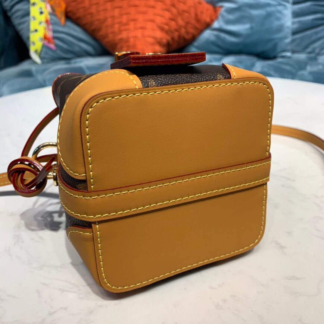 Louis Vuitton Monogram Canvas Mini Bucket Bag M57099