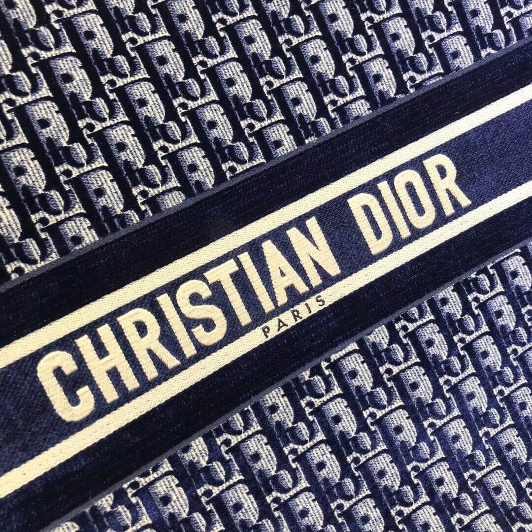 Dior Oblique Embroidered Velvet Book Tote M1286Z