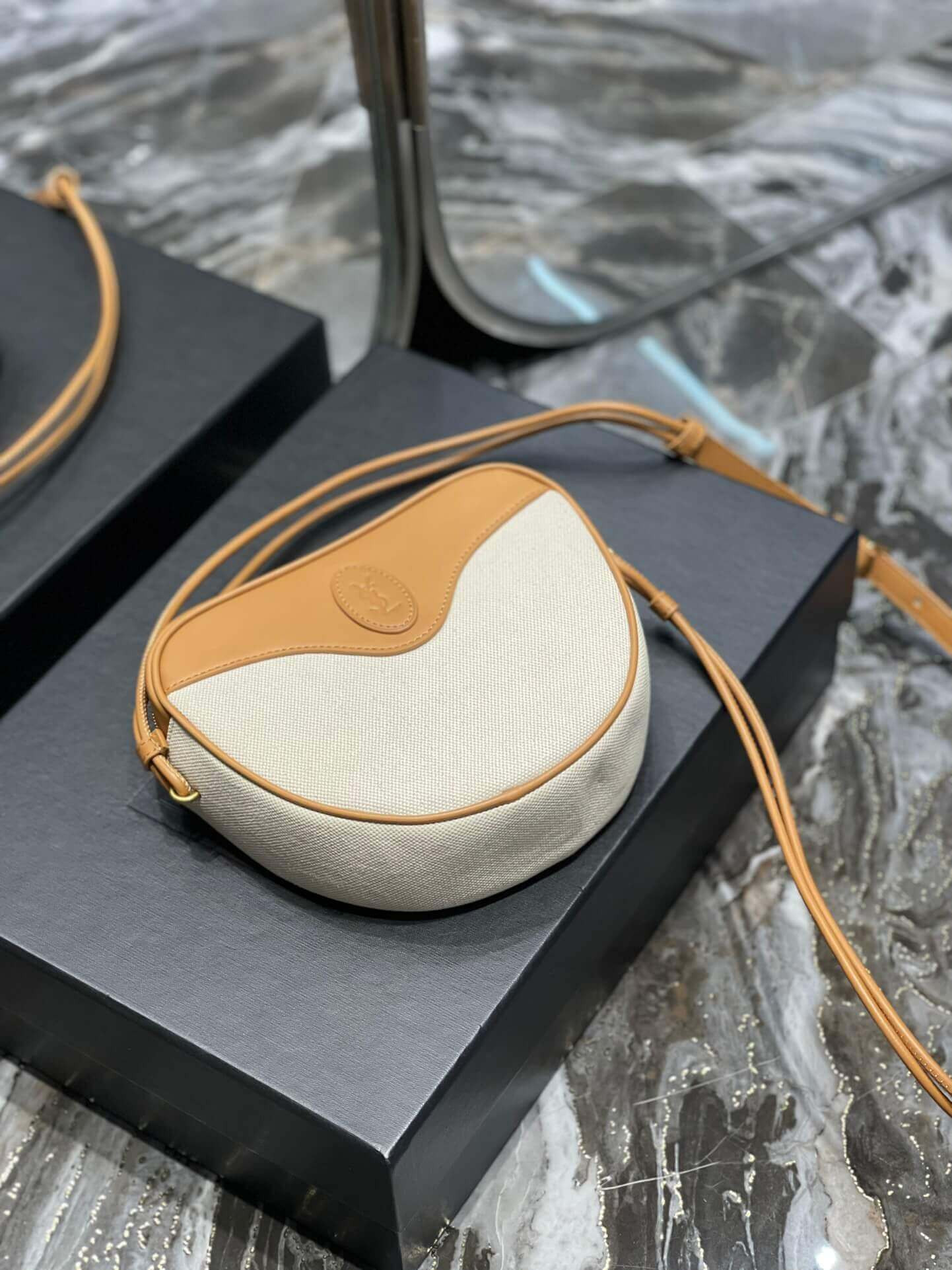 Saint Laurent YSL Le Monogramme Cœur Bag 675260 Brown Gold