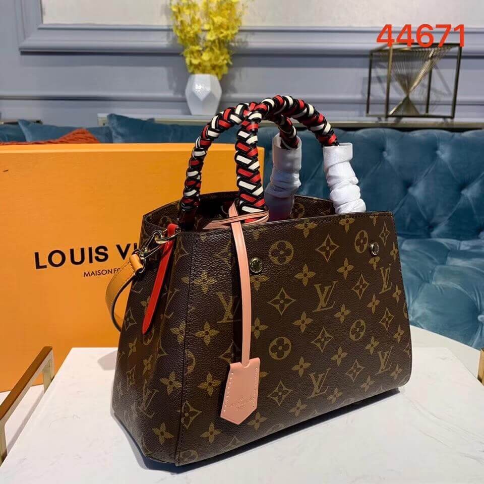 Louis Vuitton Monogram Canvas Montaigne BB M44671