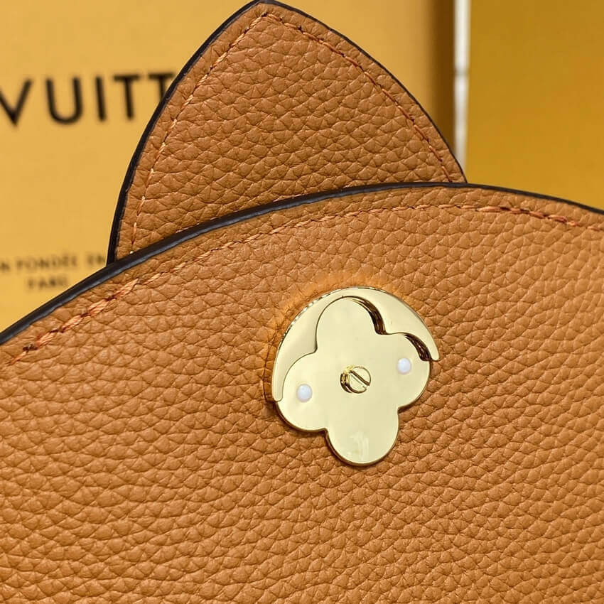 Louis Vuitton LV Pont 9 Soft MM M58968 Sienne Doree