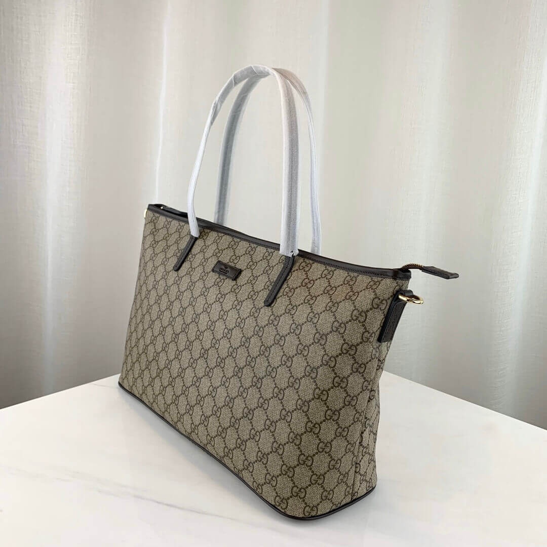 Gucci GG Supreme Zip Medium Tote Bag 353437