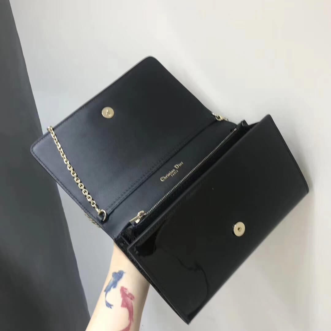 Christian Dior Black 30 Montaigne Patent Calfskin Wallet On Chain S2059