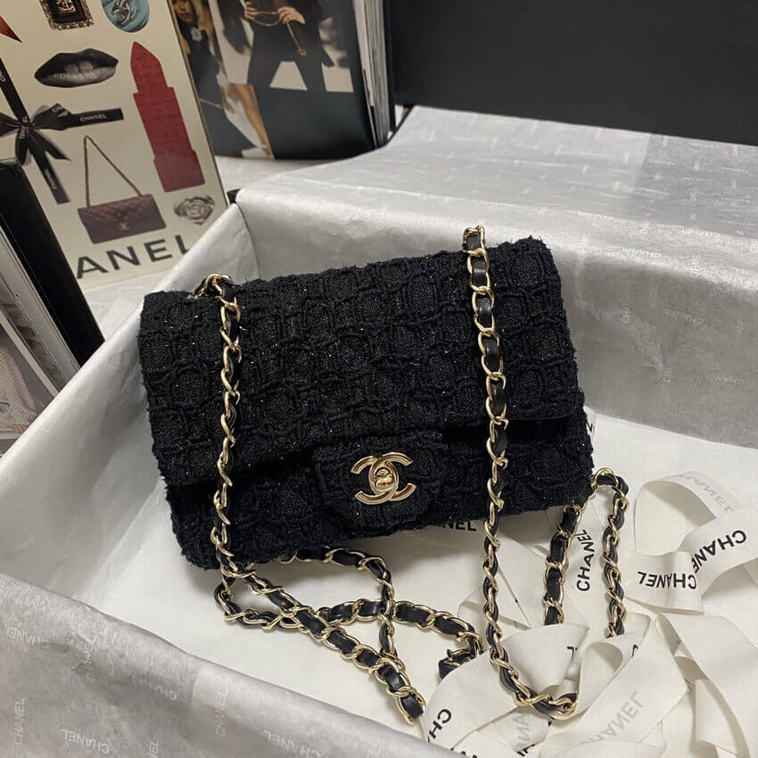 Chanel 20cm Classic Flap Bag in Black Tweed 1116